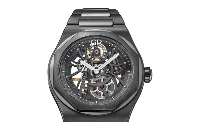 For the first time the Laureato Skeleton is entirely clothed in black ceramic
